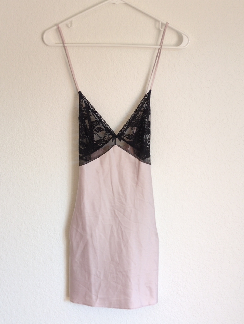 Victoria's Secret Blush Slip with Matching Kimono Robe Black Lace Detail